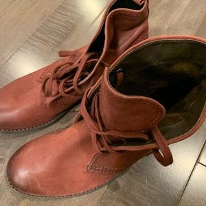 Marco Tozzi super soft red leather ankle bootie